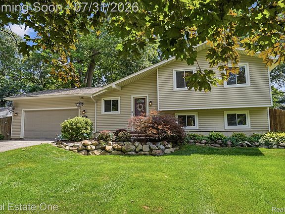 2nd image of 2975 West St