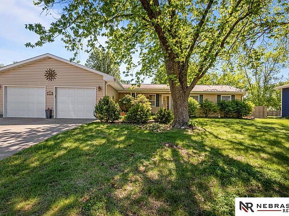 2nd image of 2329 McConnell Ave