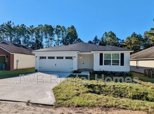 8536 Maple St, Jacksonville, FL 32244