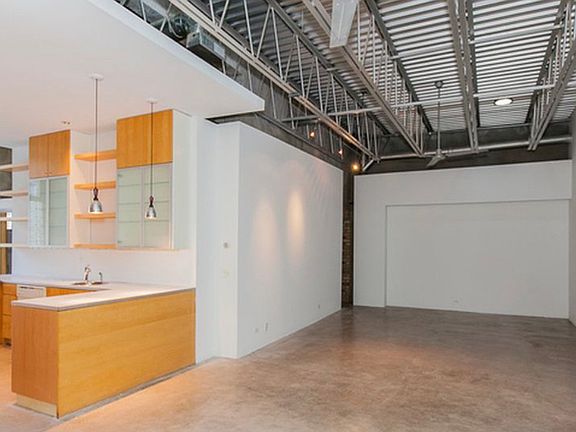 4th image of 4715 N Damen Ave APT 2