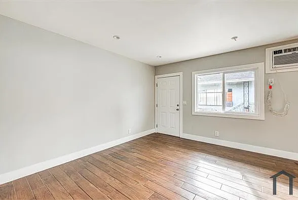 2130 6th Ave #6 — Photo 13