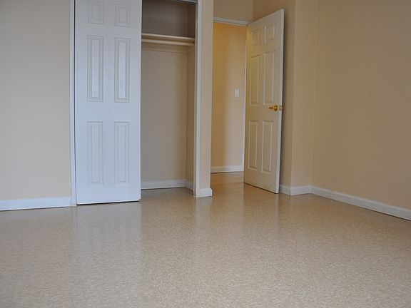 4th image of 220 Montgomery St APT 22B