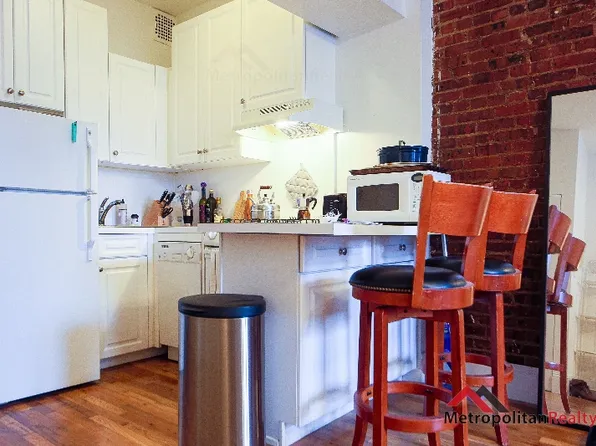 450 Seventh Avenue image 1 of 4