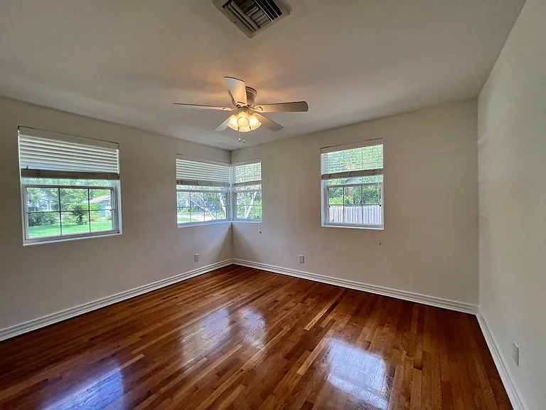 1377 Tiber Ave — Photo 24