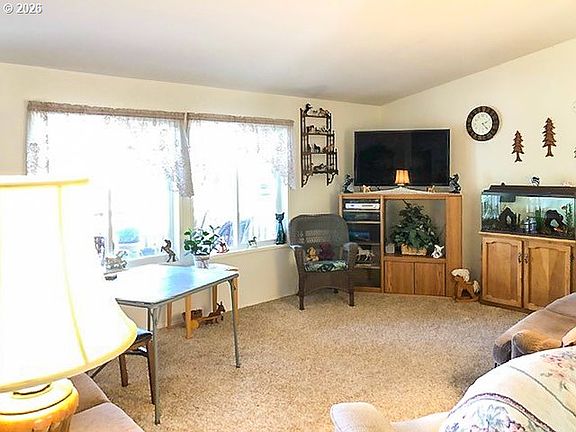 5th image of 5956 Buckhorn Rd