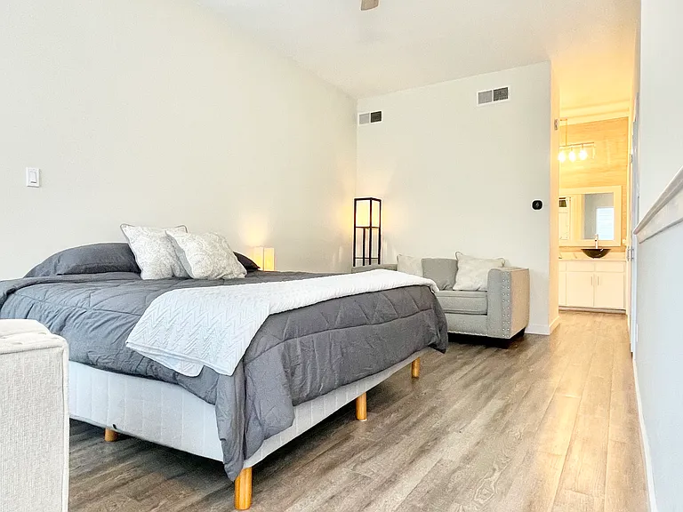 3907 Throckmorton St #4 — Photo 5
