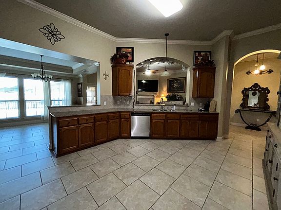 4th image of 41488 Creekstone Ave