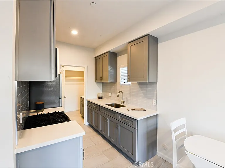 15816 S Vermont Ave #2 — Photo 3
