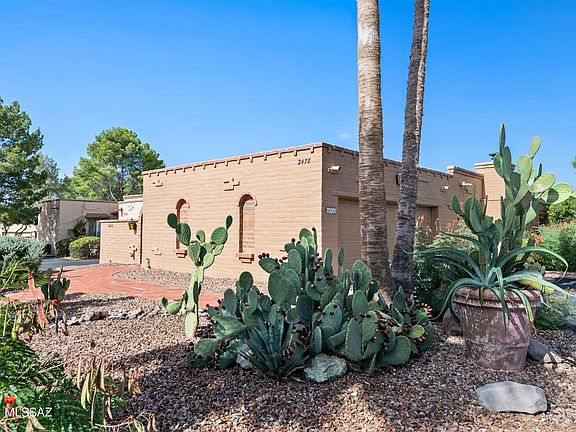 3rd image of 2478 N Camino Valle Verde