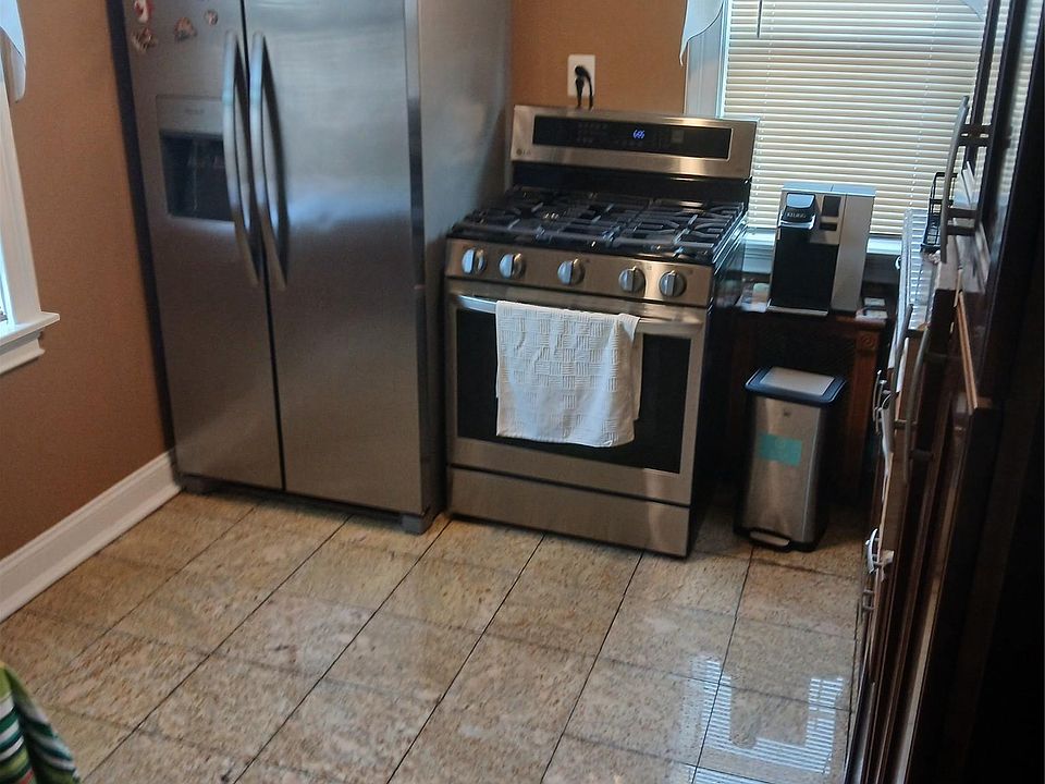 1st image of 218-19 131st Ave Floor 1