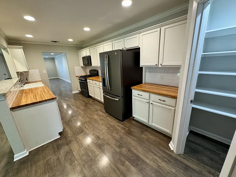 1723 Corita St — Photo 14