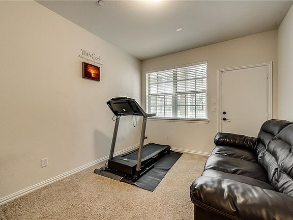 3rd image of 7856 Oxer Dr