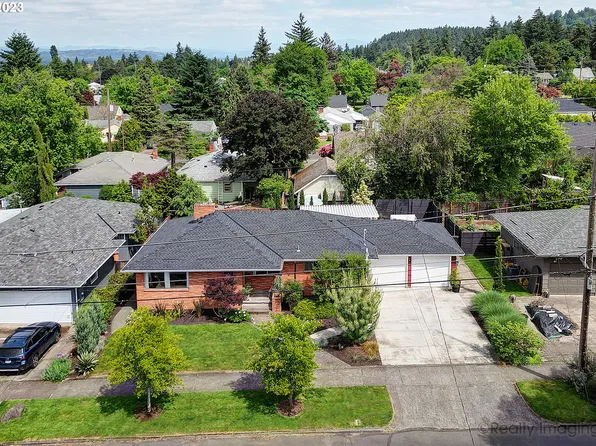 4324 NE 70th Ave, Portland, OR 97218