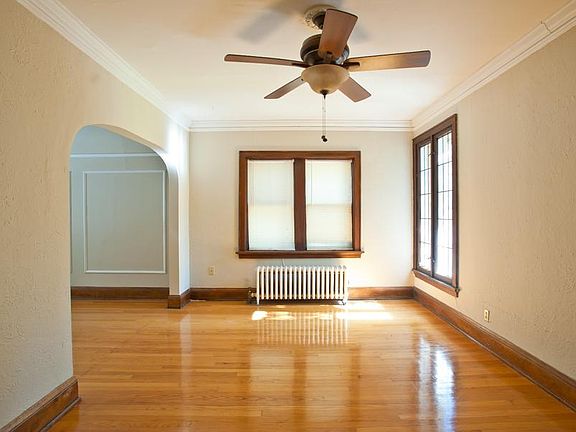 2nd image of 3817 N Humboldt Blvd APT 8
