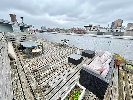 Rented by Compass | media 14