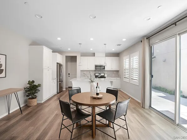 21469 Riding Trail Dr, Escondido, CA 92029