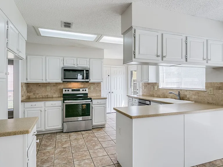 5504 Big Bend Dr — Photo 28