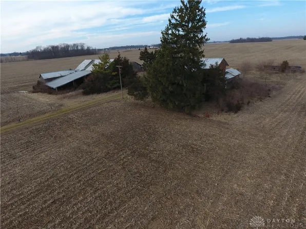 6468 Requarth Rd, Greenville, OH 45331