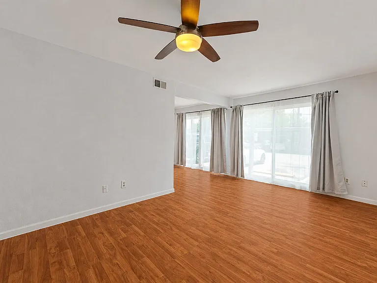2124 Burton Dr #159 — Photo 5