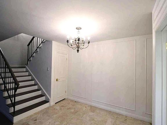 3rd image of 6001 Canterbury Dr Unit 302