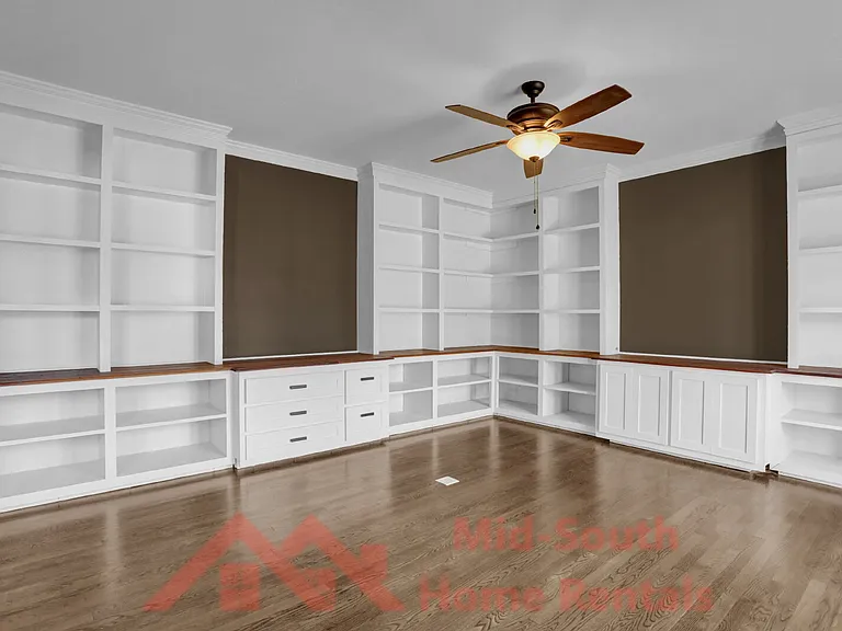 2654 Fox Creek Dr — Photo 4