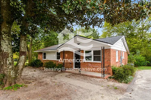 4046 Village Dr Photo 1