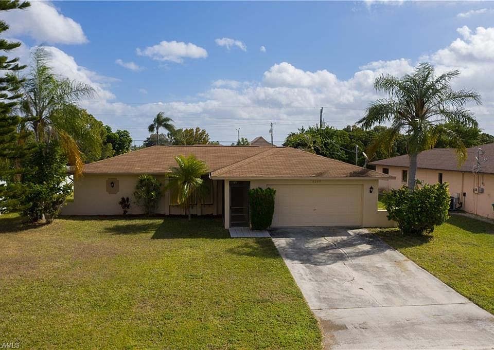 1st image of 2209 SE 8th Pl