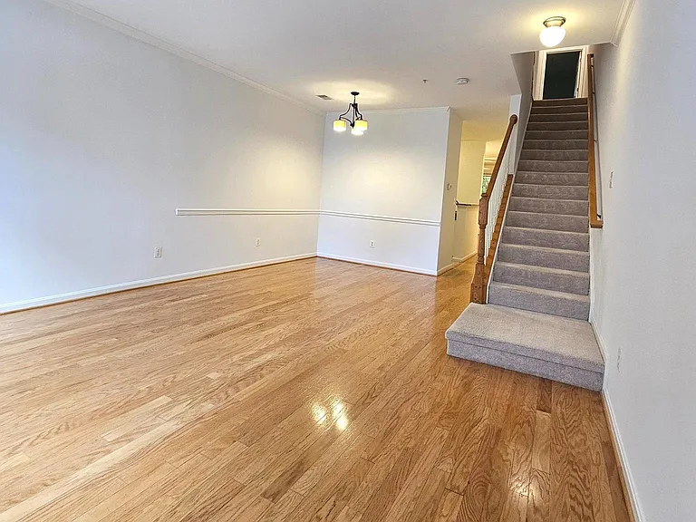 2665 Manhattan Pl #104 — Photo 3