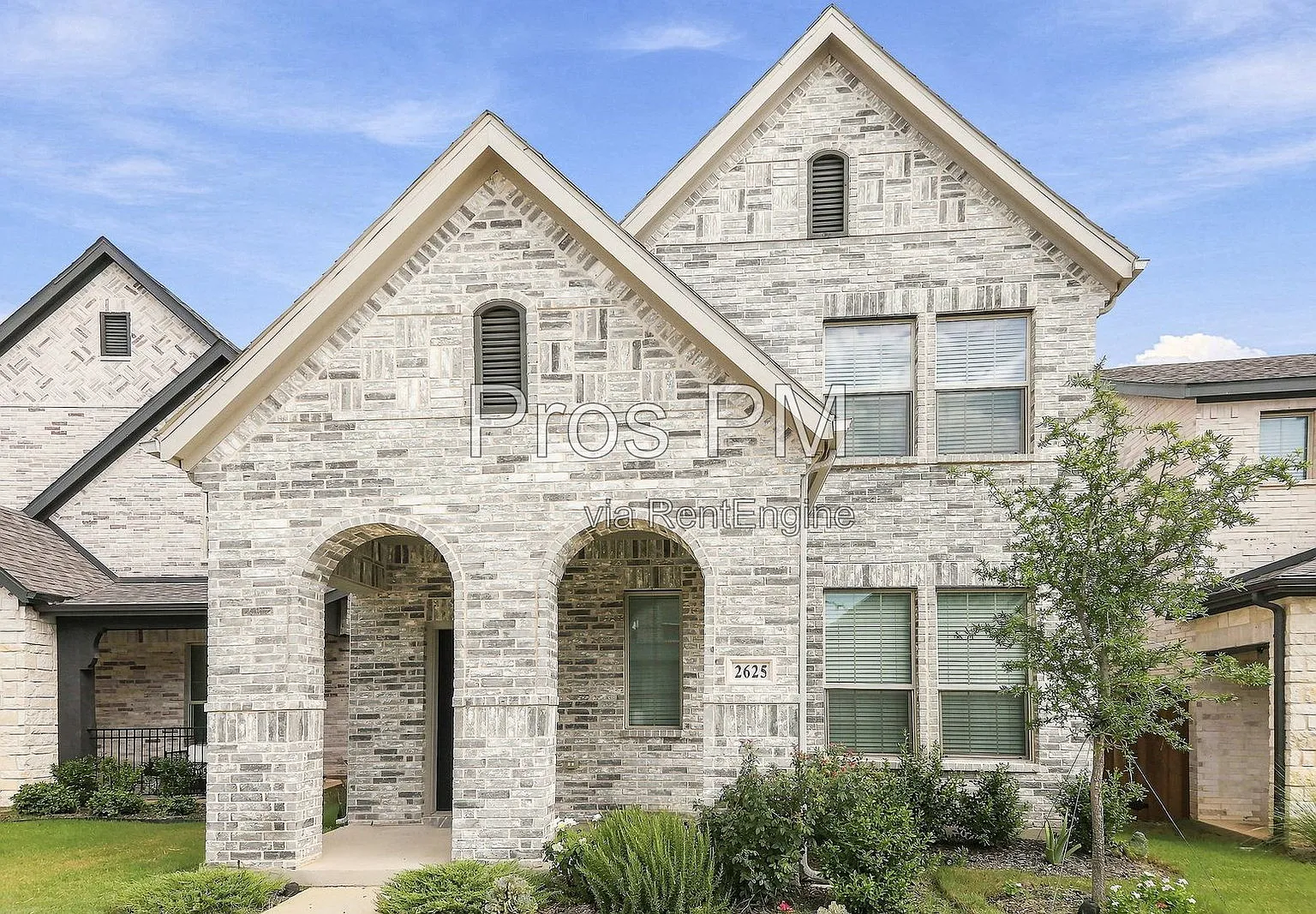 3 bed, 2.5 bath, 2309 sqft, $2,775 — Photo 1