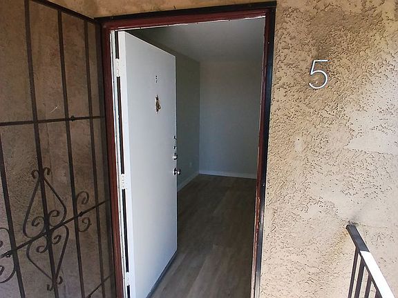 3rd image of 2741 E Wall St APT 5