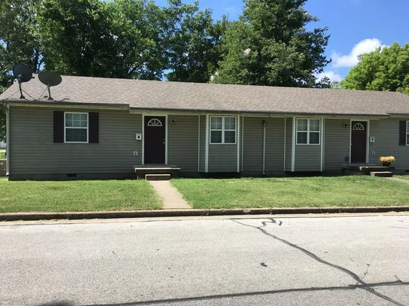 1204 E Markwardt St, Joplin, MO 64801