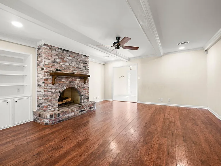 2626 Woodland Ridge Blvd — Photo 8
