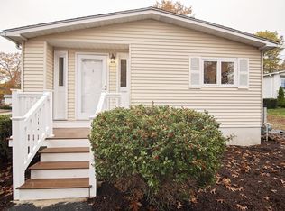 3 Hawthorne St, Rockland, MA 02370