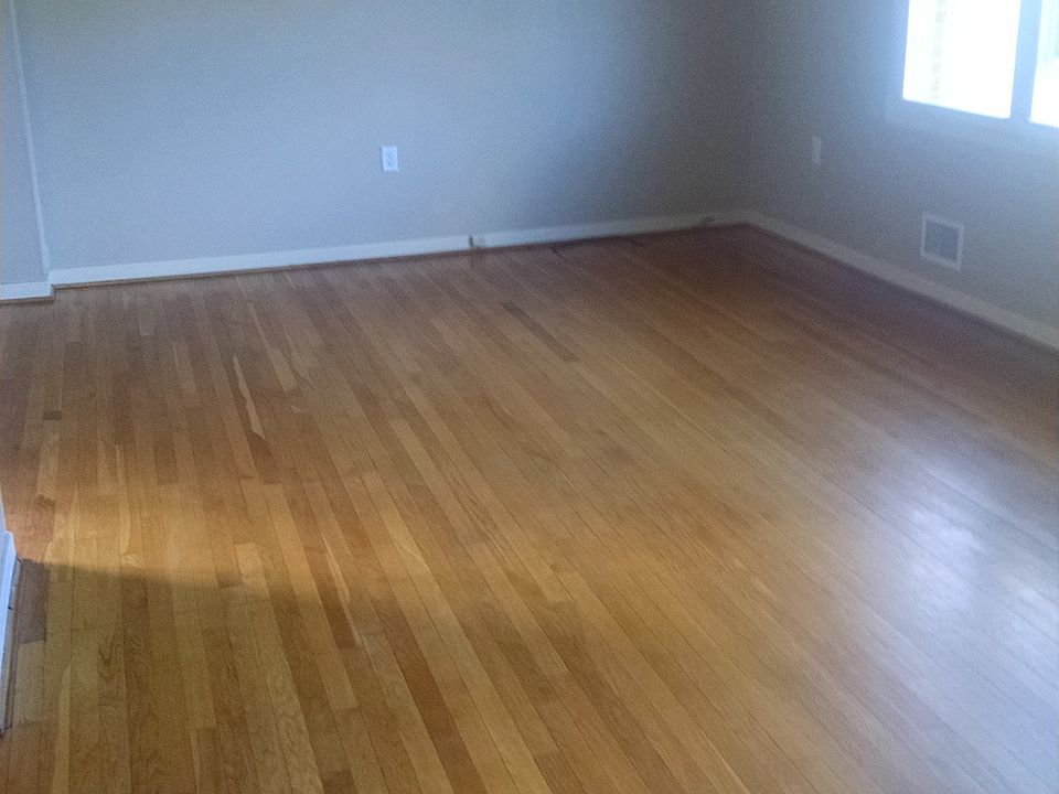 Living room with nice Hardwood floors!