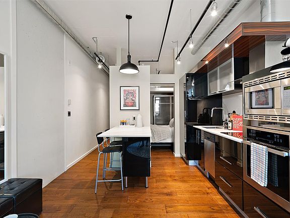5th image of 1029 View St #511