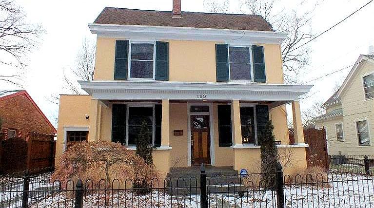 1st image of 139 Mound St