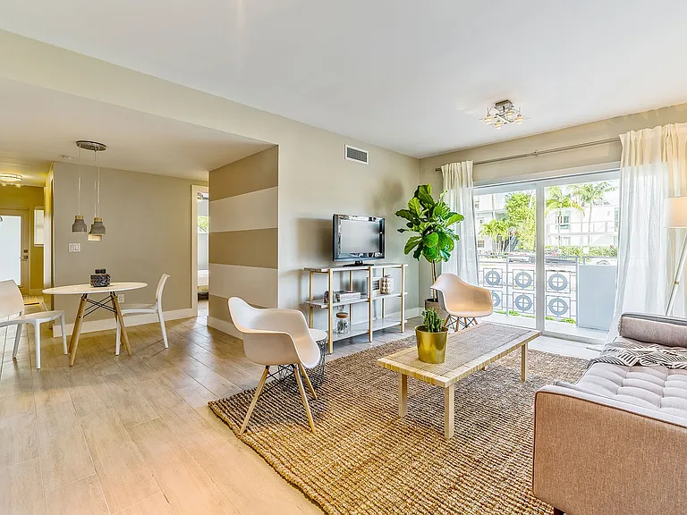 Helios Apartments Miami Beach — Photo 11
