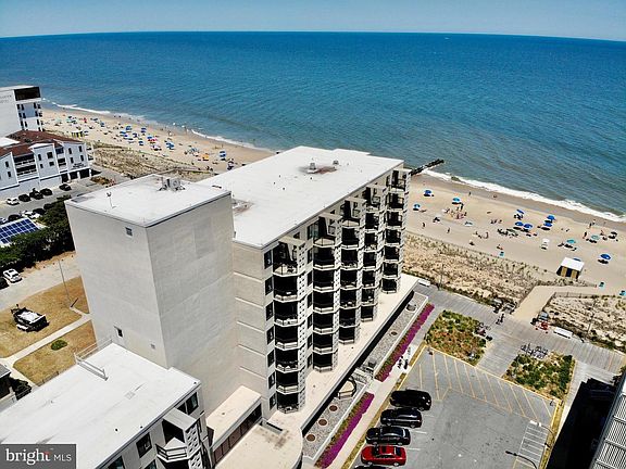 3rd image of 1 Virginia Ave #307