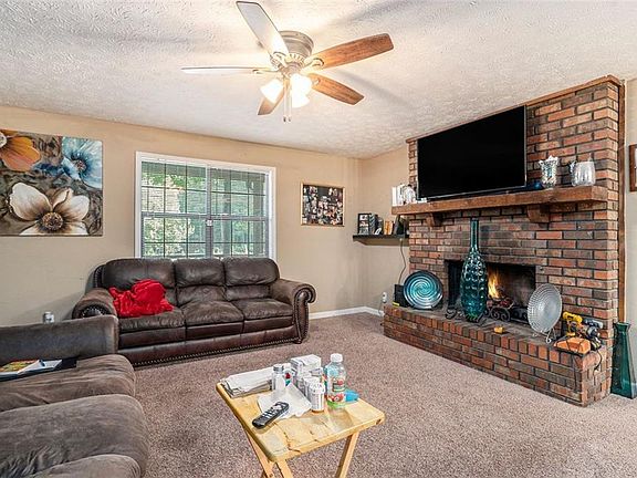 4th image of 4611 Old Douglasville Rd