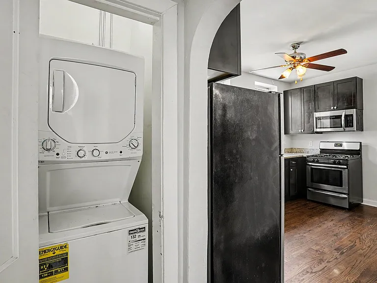 2257 W Hirsch St #1E — Photo 11