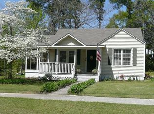 2410 Cleveland St, Elloree, SC 29047