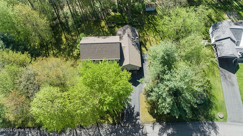3rd image of 4043 Ryan Place