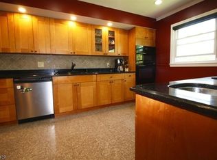 211 Old Turnpike Rd, Califon, NJ 07830