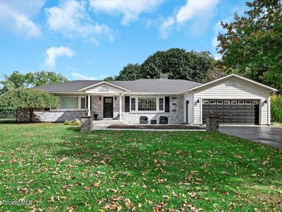 7 Farnam Lane, Troy, NY, 12180