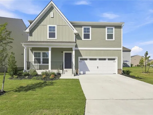 218 Peck Ln, Suffolk, VA 23434