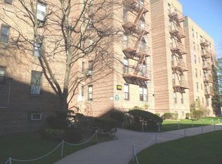 2555 Batchelder St APT 3K, Brooklyn, NY 11235