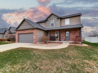 1302 Berkley Rd, Normal, IL 61761