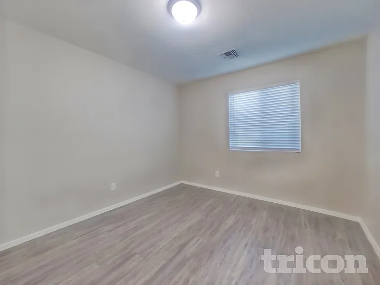 15456 W Desert Mirage Dr — Photo 12