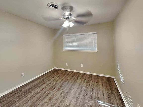 5th image of 23852 Cedar Ridge Dr #3