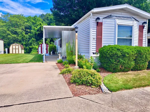 24 Ravine Ridge Dr, Delaware, OH 43015